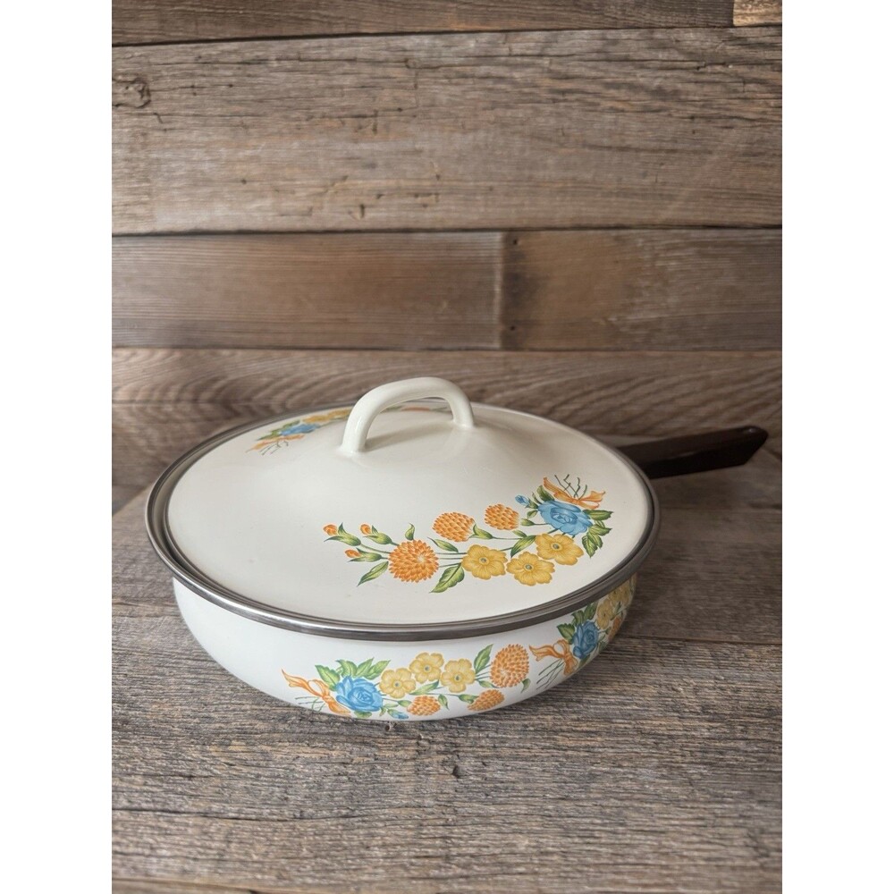 Vintage JMP "Sweet Flowers" enamel roasting pan made in Spain In The 70s & 80s